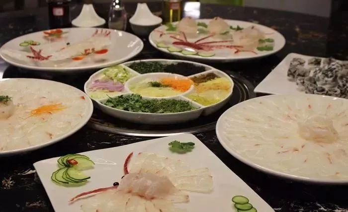 南宁15家老字号餐饮美食,南宁特色美食招牌菜