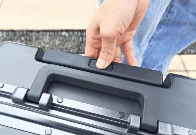 地平线8号行李箱选哪个系列,地平线8号最便宜的登机箱测评