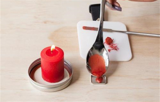 口红断了如何再使用,口红断了怎么接上去