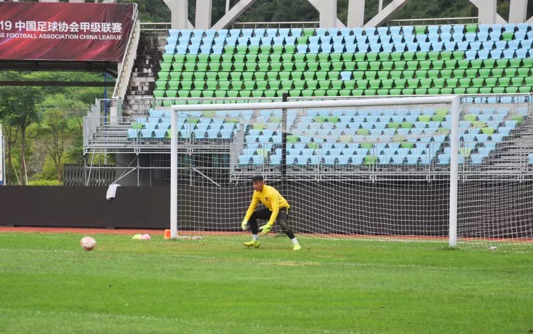 大连对贵州恒丰比赛,足球贵州恒丰最新消息