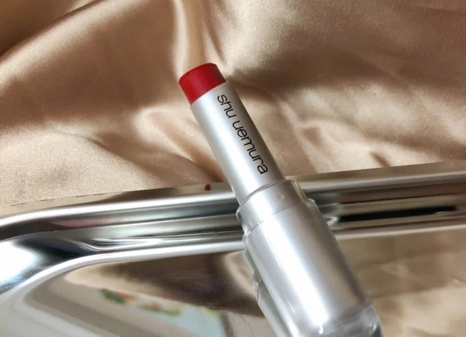 黄皮显白大牌口红夏天,口红100到200元大牌显白