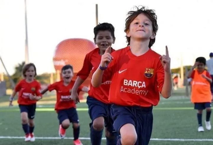 35岁的梅西仿佛回到了25岁的样子,梅西34岁过人