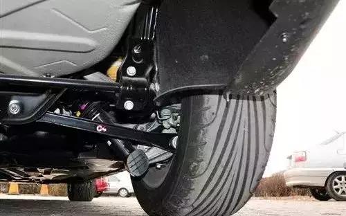 新手轮胎基础知识,如何认识轮胎上的花纹