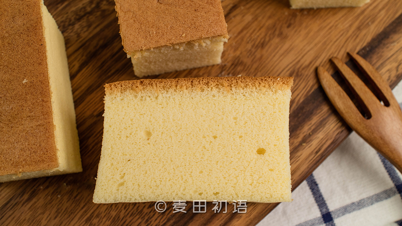 古早蛋糕蓬松软嫩不塌陷操作简单,8寸戚风模具古早味蛋糕做法