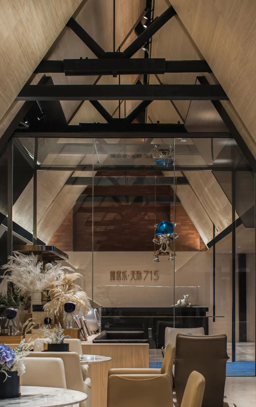 ENJOYDESIGN：书香与艺居融为一体，重塑潮流空间IP