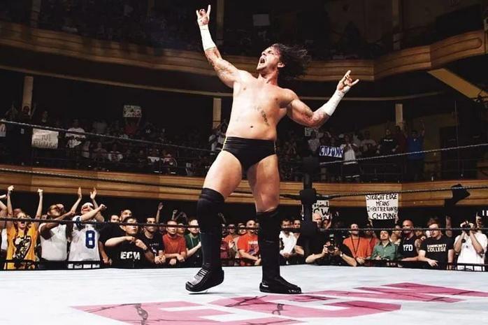 芝加哥cm朋克回归wwe,wwecm朋克回归出场