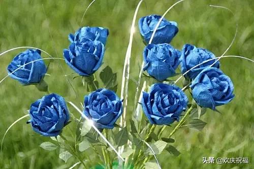 明日七夕，777幸福花送给群里所有的朋友，谁打开，谁幸福