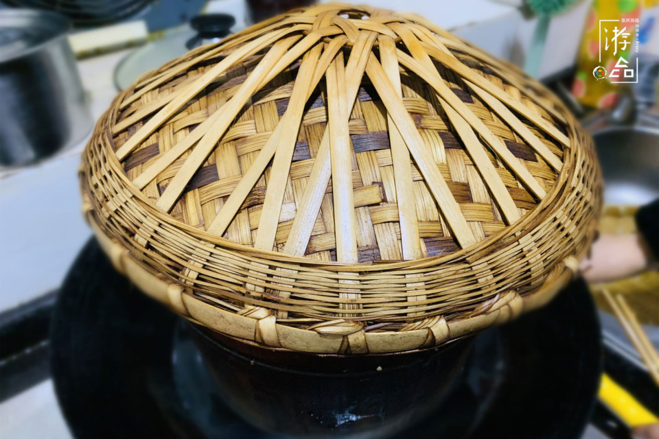 紧到说，重庆话最富有生命力的动词：解手，打王逛，达扑爬