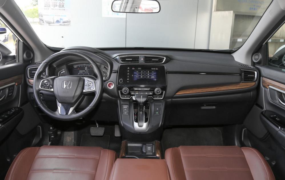 20万最值得买的suvcrv,CRV在售车型哪款最值得入手