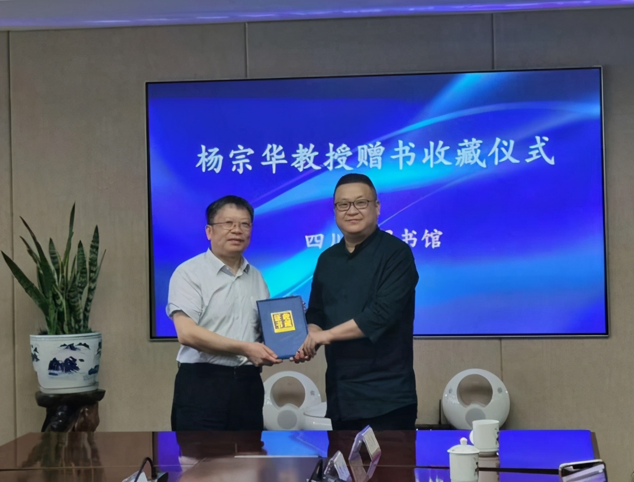 杨宗华谈宗教,杨宗华讲商业