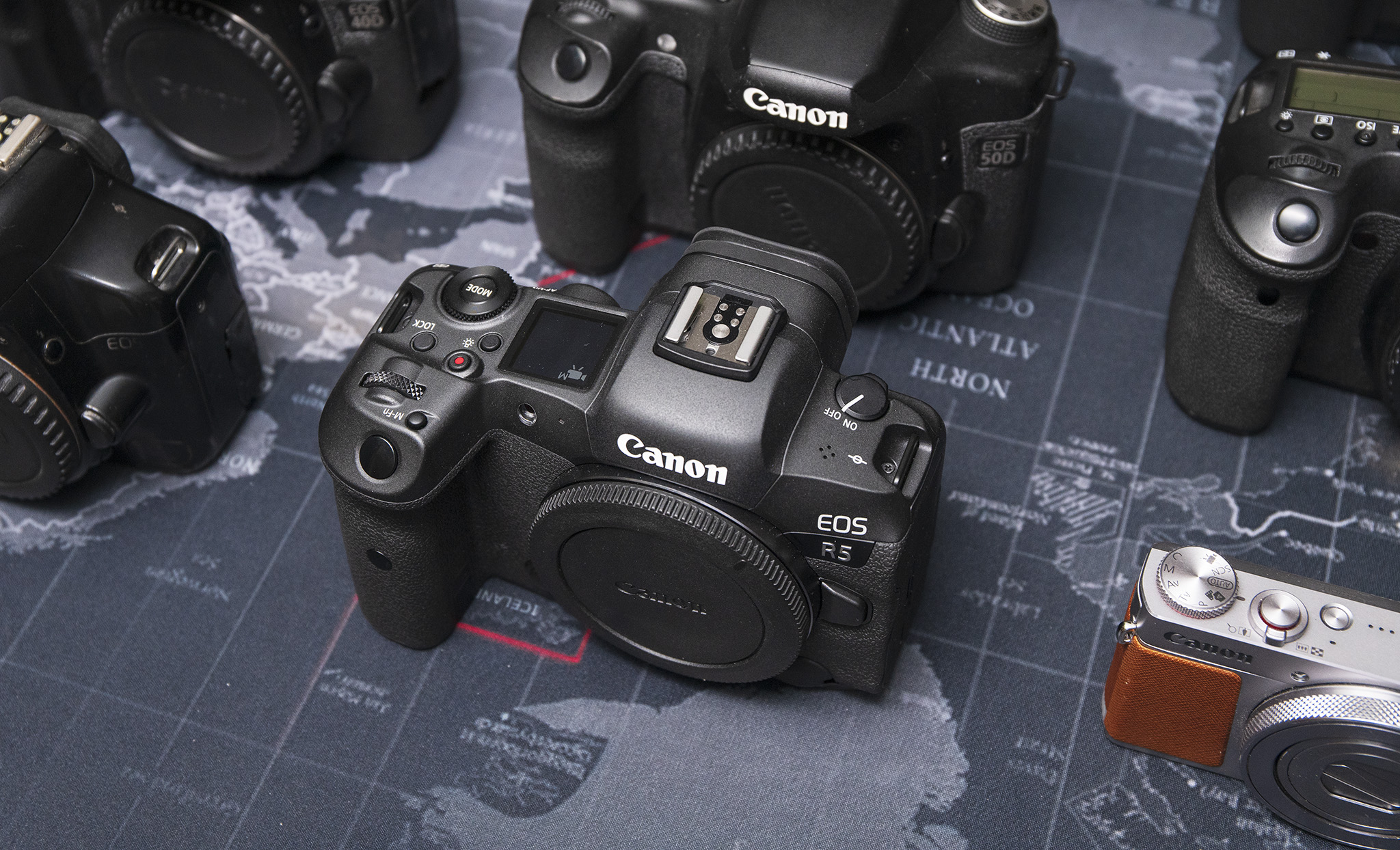 r5佳能24-70f2.8套机,佳能r5无反之战评测