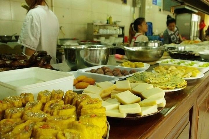 餐饮销售额突破一万亿,销售额超千万的门店