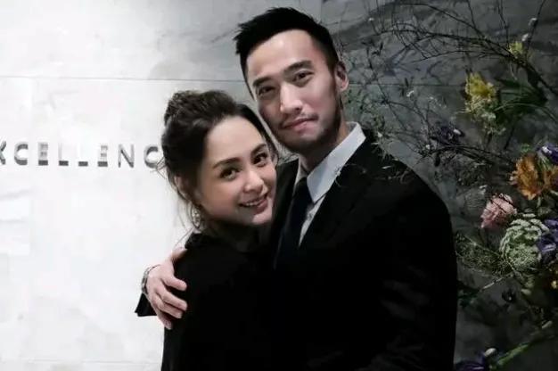 赖弘国不断回应离婚，增加曝光，网友：整容医生竞争这么激烈了？