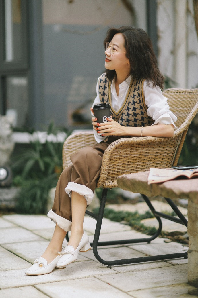 潮款百搭运动鞋女生穿,小个子穿的秋冬款女运动鞋