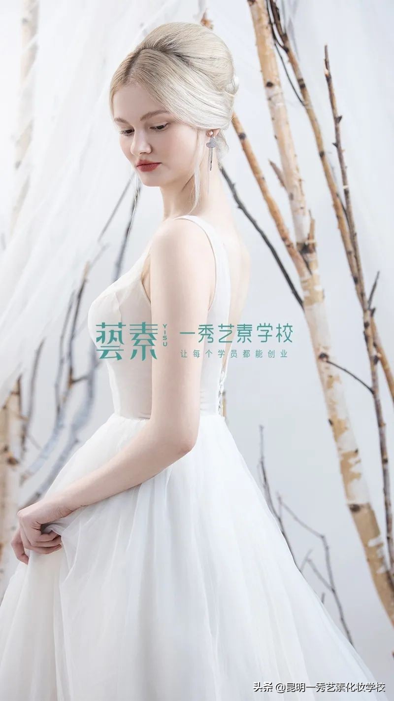 昆明口碑最好的化妆学校,云南昆明学化妆