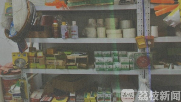 有他在，外面的水泥黄沙别想进小区！南京某高档小区沙霸栽了