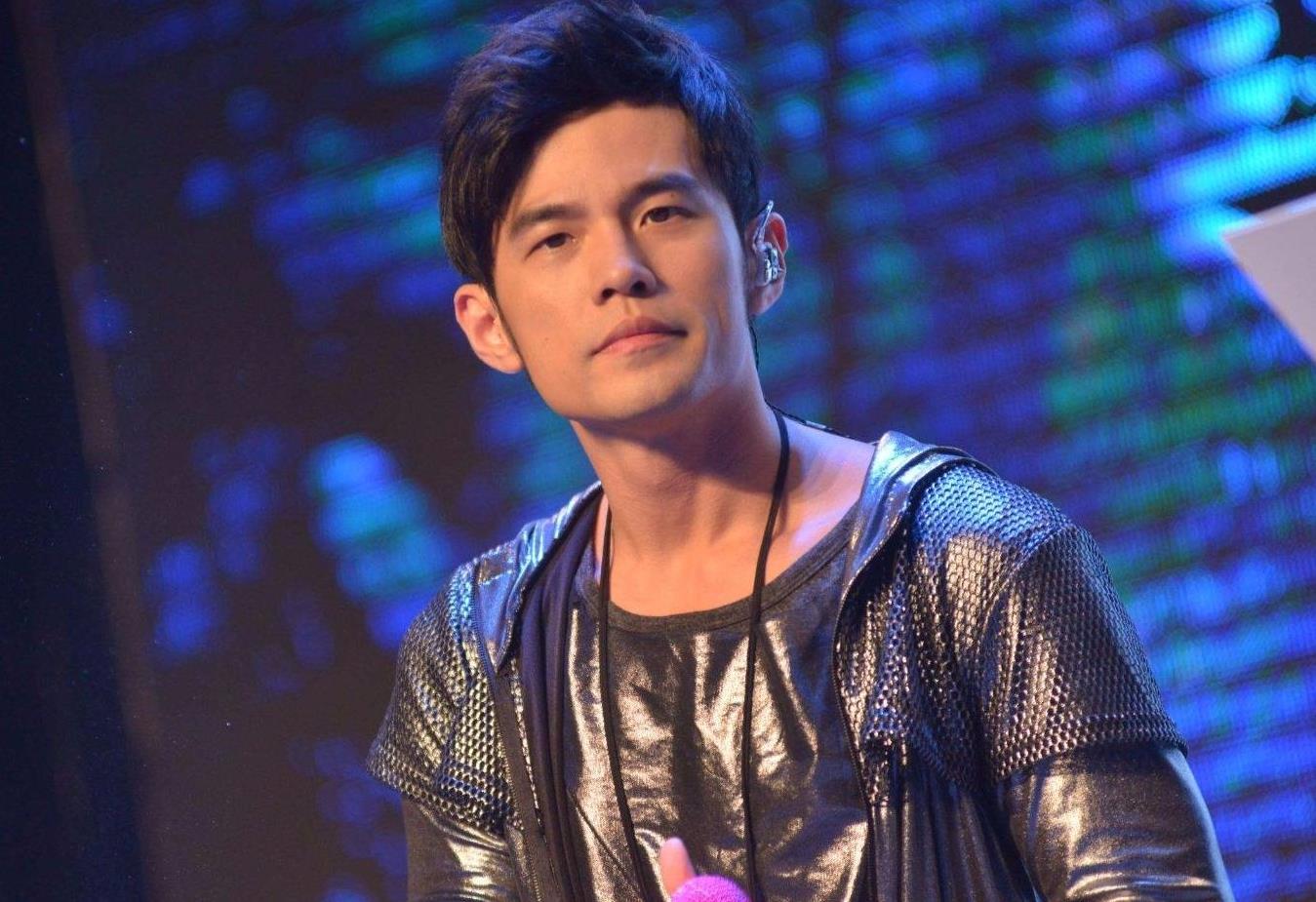 金曲奖最佳男歌手张信哲,张信哲的三位巨星