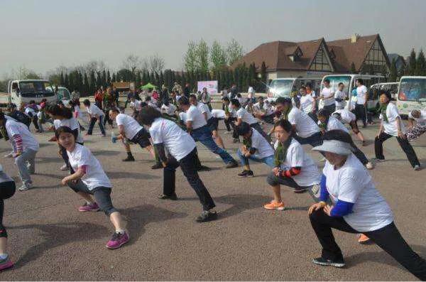 跳舞之前做的热身活动,跳舞之前要做哪些热身动作视频