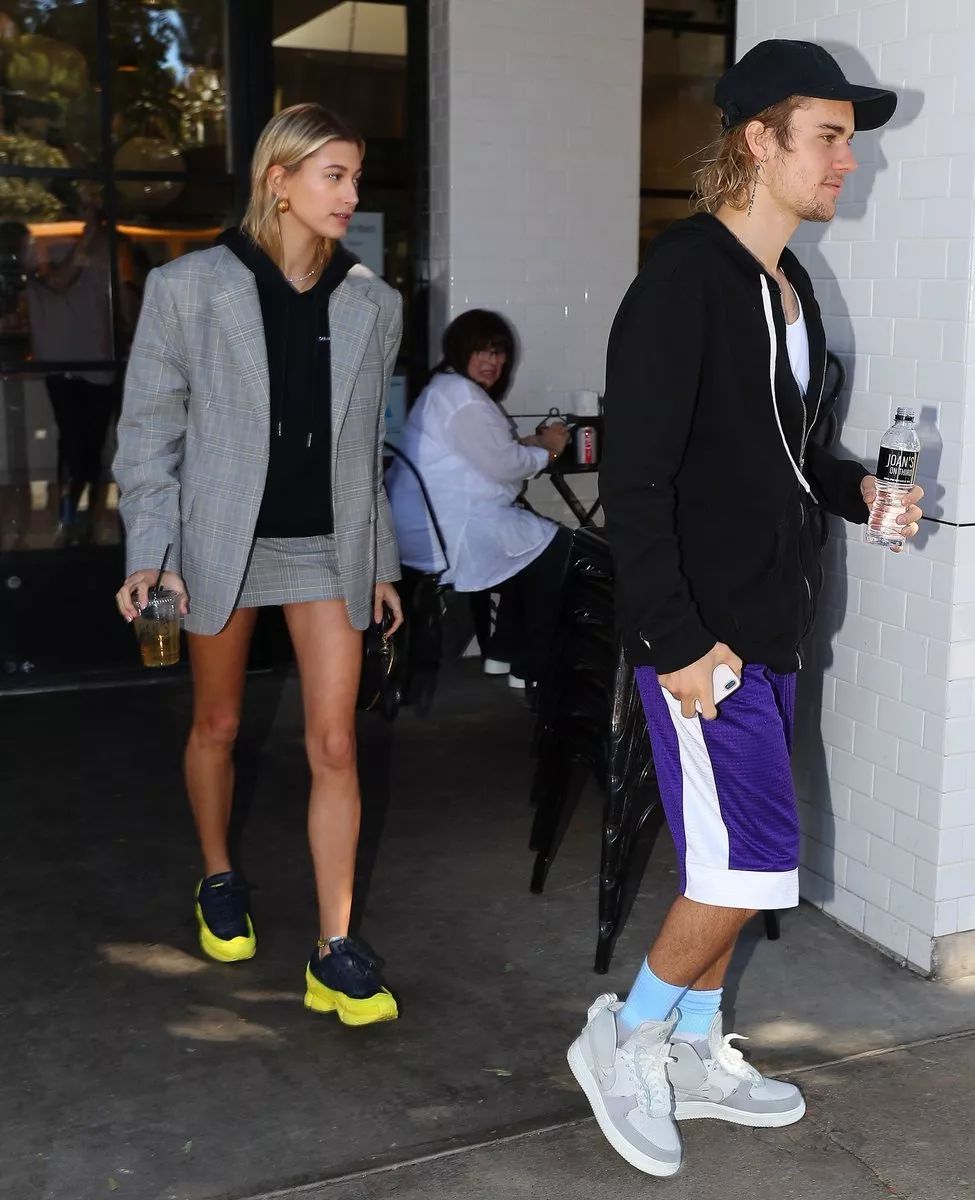 人生处处是陷阱,人生处处是陷阱只有躲起来最安全