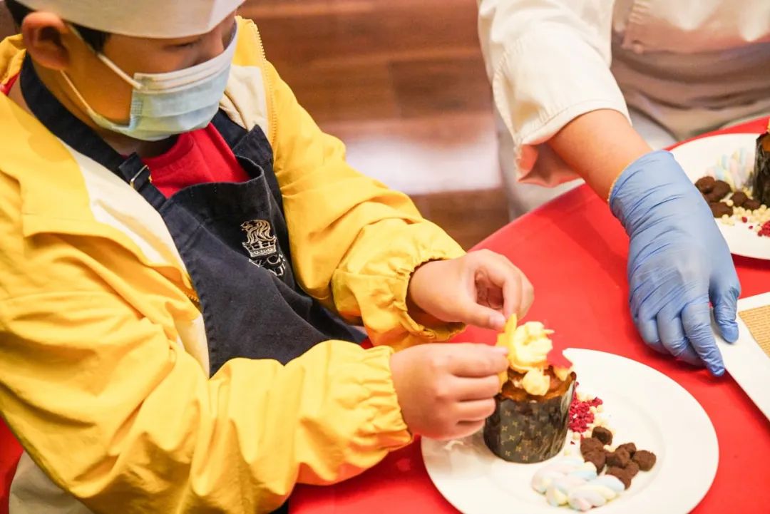 不到两千就能住天津丽思卡尔顿?还能随便吃?这样的羊毛不多了