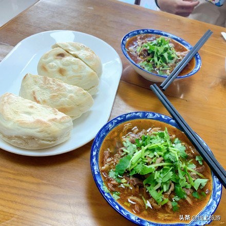 呼和浩特夜市809美食街,内蒙古呼和浩特的特色美食