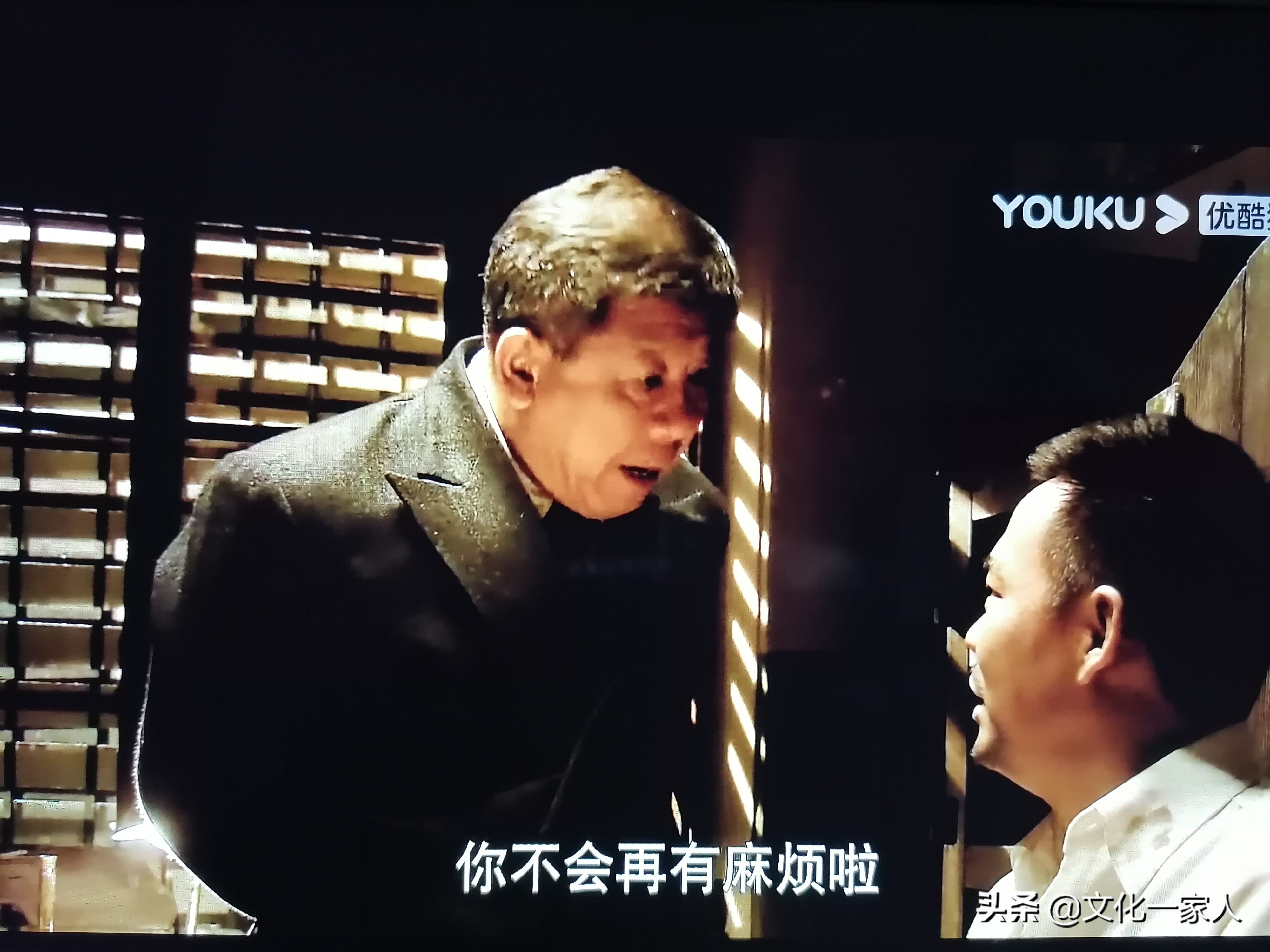 《悬崖》：一场敌中有我，我中有敌，斗智斗勇命悬一线的生死较量