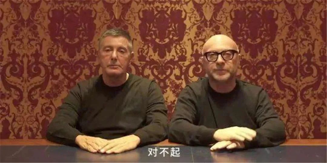 nike合作款羽绒服,nike联名湖人羽绒服