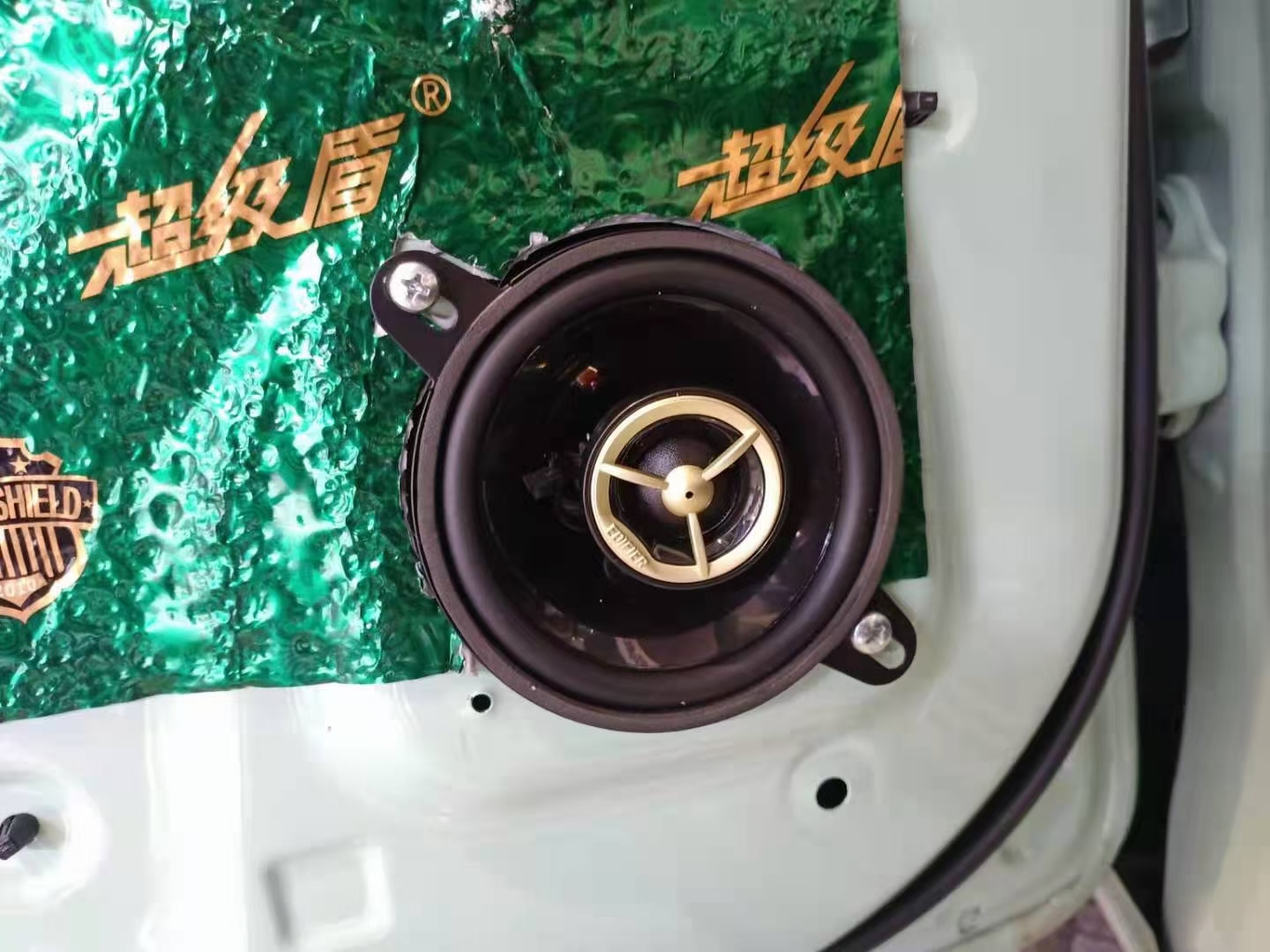 五菱mini马卡龙音响改装效果,五菱mini马卡龙音响怎么拆