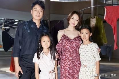 女儿早恋瞒父母要私奔怎么办,17岁女孩跟人私奔有办法吗