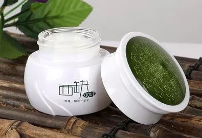 脸上有刺痒感是怎么回事,脸部皮肤刺痒怎么回事