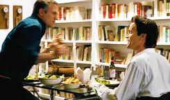 第一次被男生握住手腕,第一次被同一个男人甩了