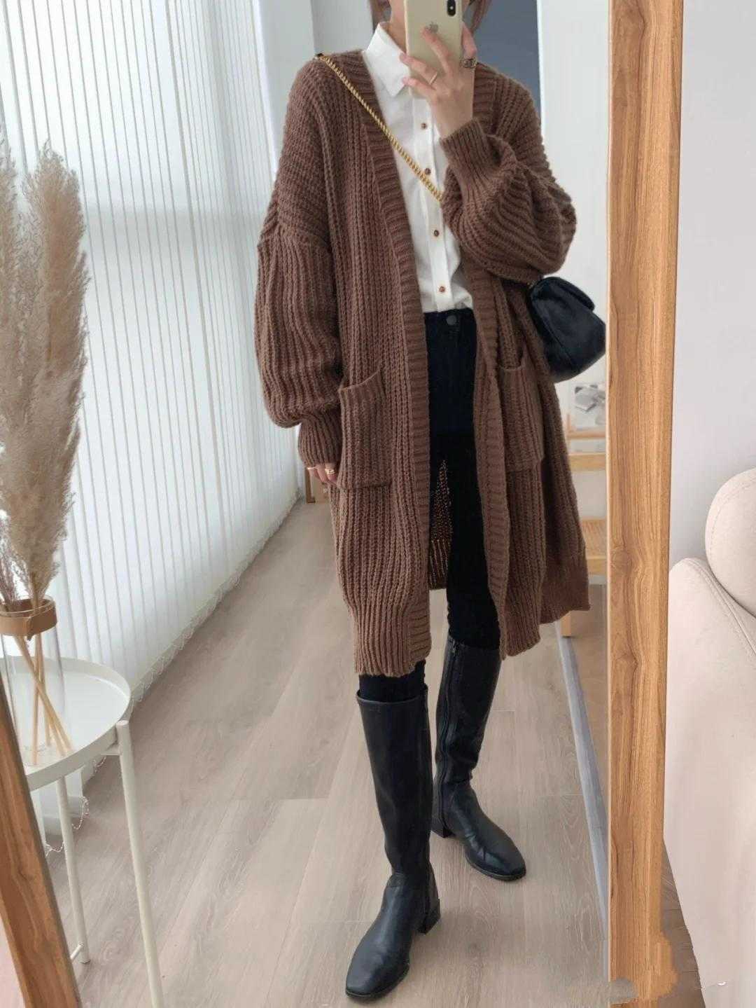 儿童黑色皮夹克搭配蓝色牛仔裤,黑色机车皮夹克搭配什么牛仔裤