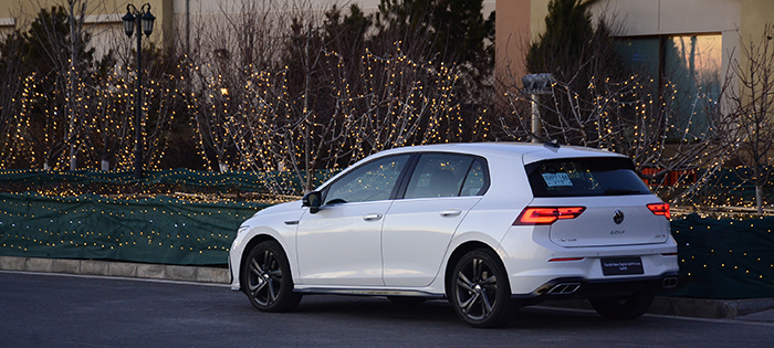 第八代高尔夫基础款,第八代高尔夫1.5t高速感受