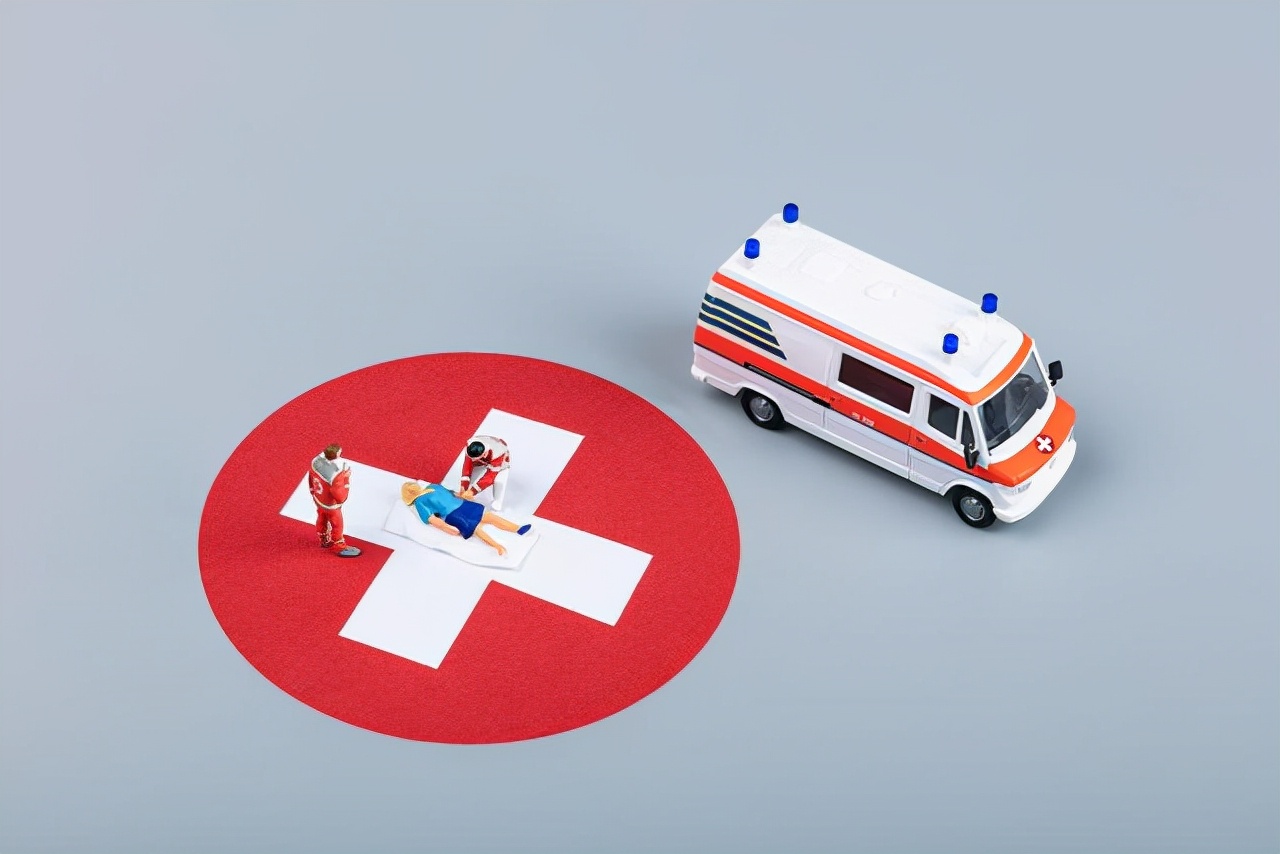 浓硫酸溅到脸上怎么最快恢复,当浓硫酸溅到眼睛或皮肤