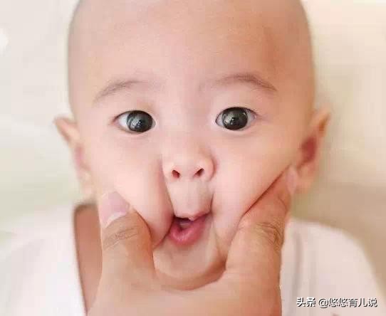 孩子出生后长得像前男友,老公按捺不住了,子宫真有记忆功能?