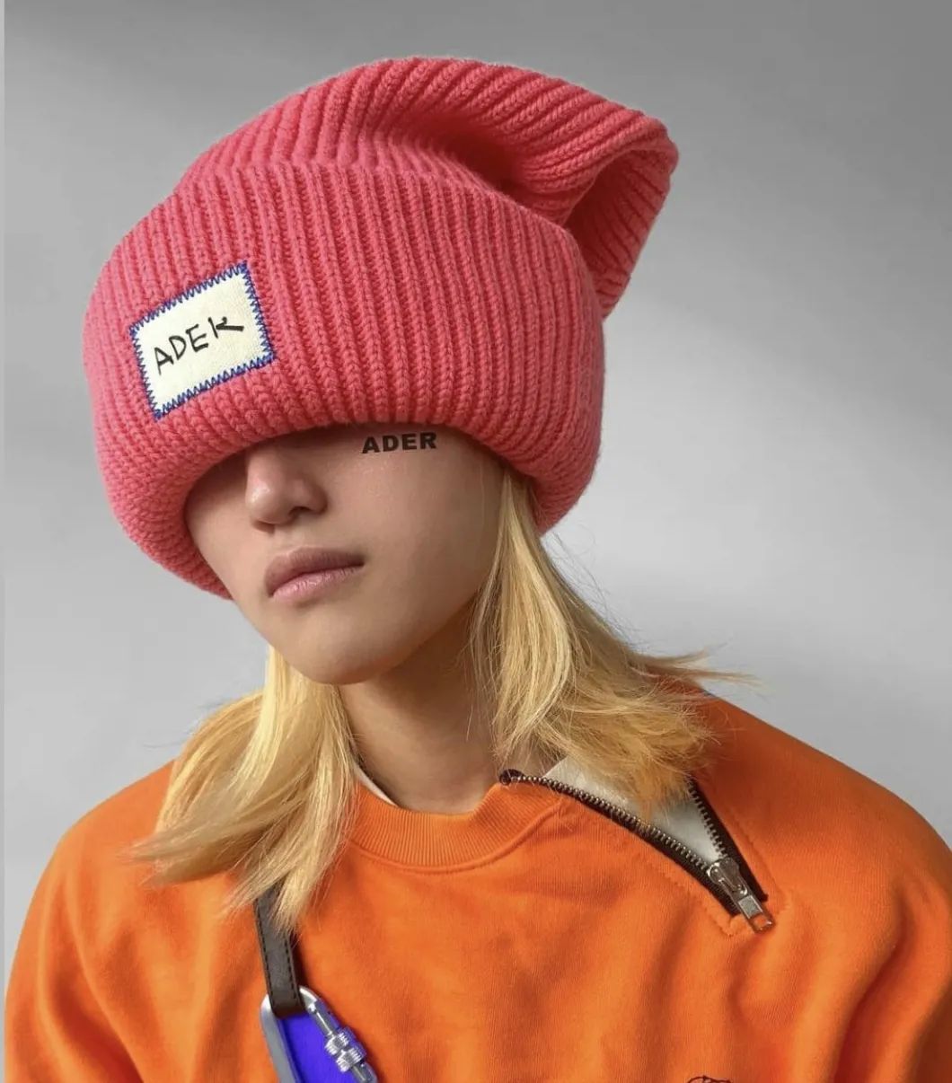 圆脸戴什么帽子比较好,圆脸女孩如何选帽子