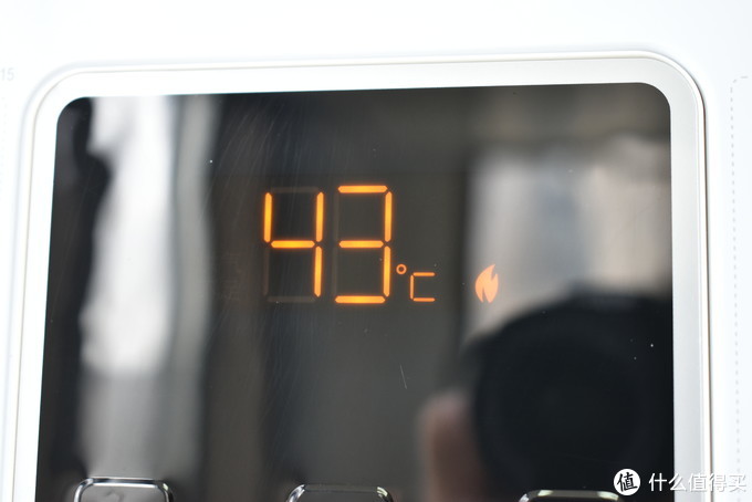 夏天热水器水温不够用,夏天不烫燃气热水器