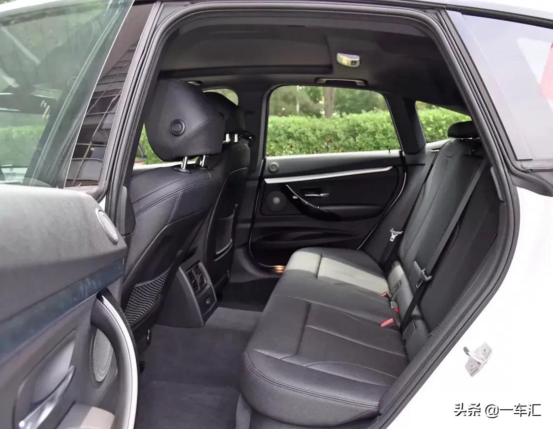 宝马3系gt2017款320im运动型,无框门宝马三系