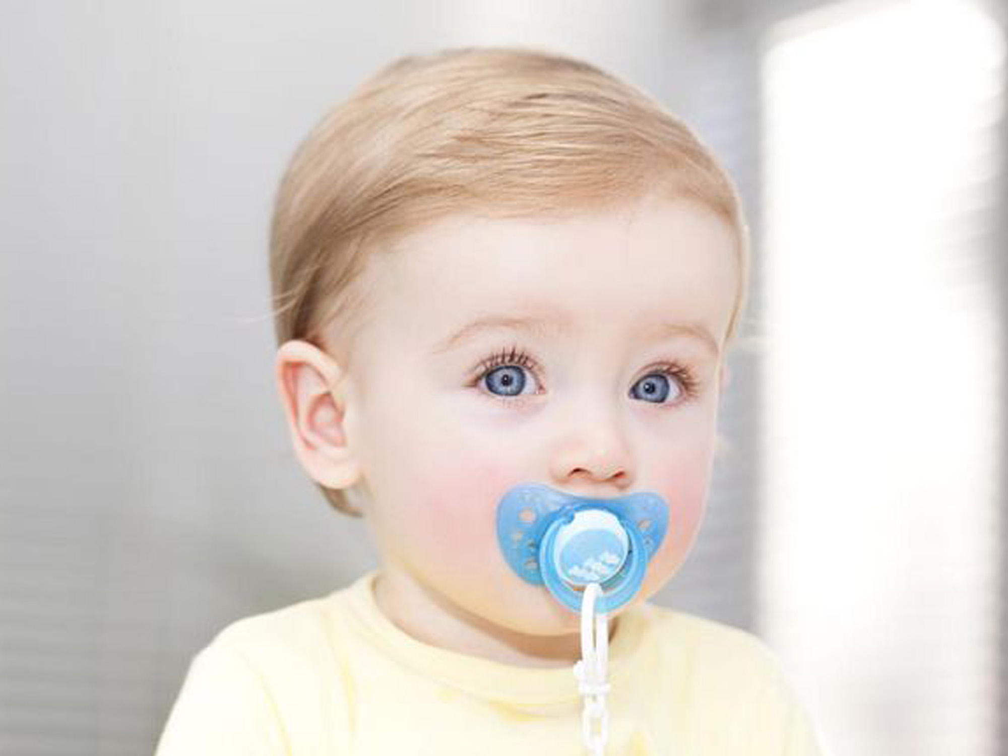 宝宝抗拒新奶瓶的最好方法,抗拒奶瓶的宝宝选择奶瓶是关键