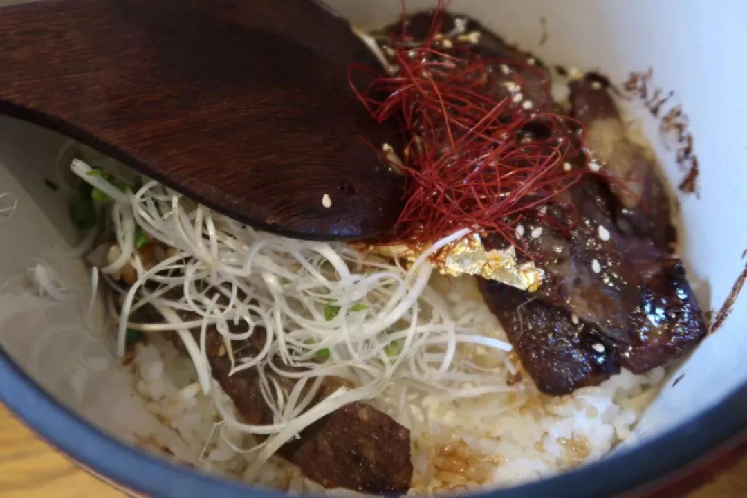 魔都这些秋日网红马路，不仅好看还很好吃