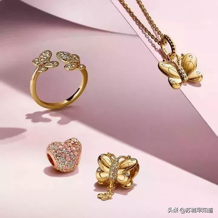 女装+女鞋+配饰!3000元一身明星套,CLTR+C攻略春日!