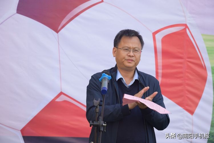 超越从足下起航下一句,2019小学校长杯足球赛