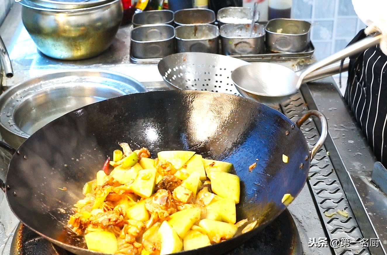 厨师炖冬瓜的家常做法,厨师长教你冬瓜炖肉的做法