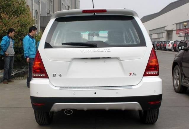 外形酷似奔驰的车叫什么,不见车标的奔驰