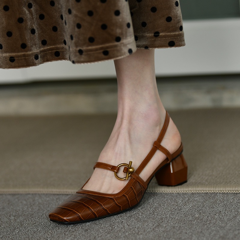 不爱穿高跟,不爱穿高跟鞋怎么办