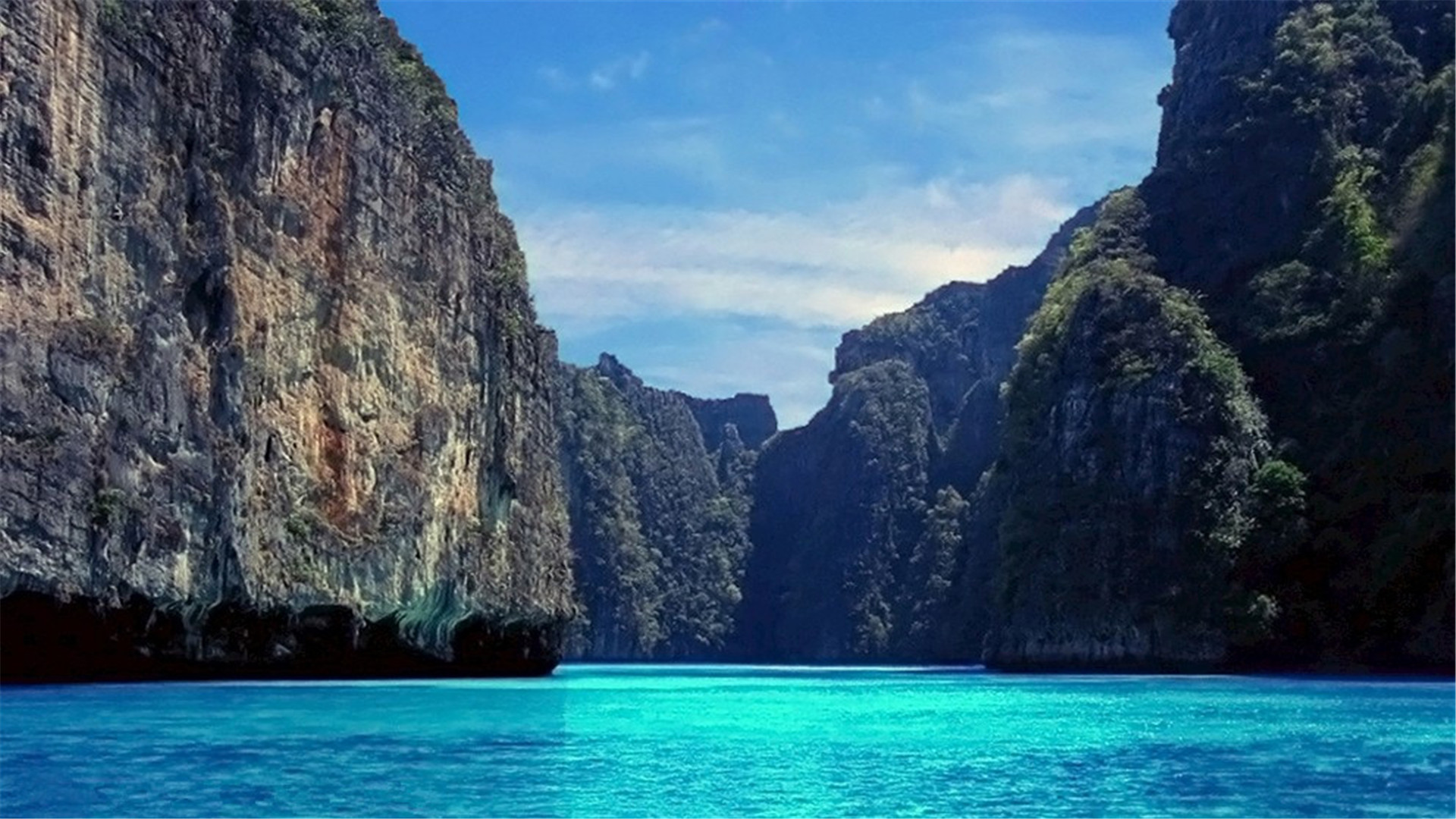 蓝色护眼壁纸唯美图片,最美的护眼桌面壁纸