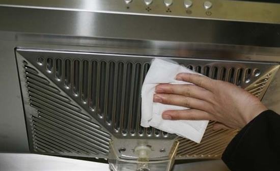 抽油烟机脏了咋洗,抽油烟机脏了用什么洗好