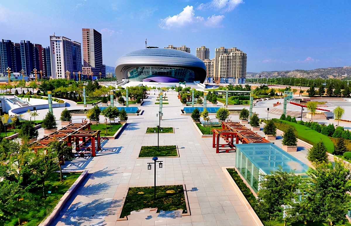 陕西7个县级市建成区面积、城区人口：兴平市、神木市领先