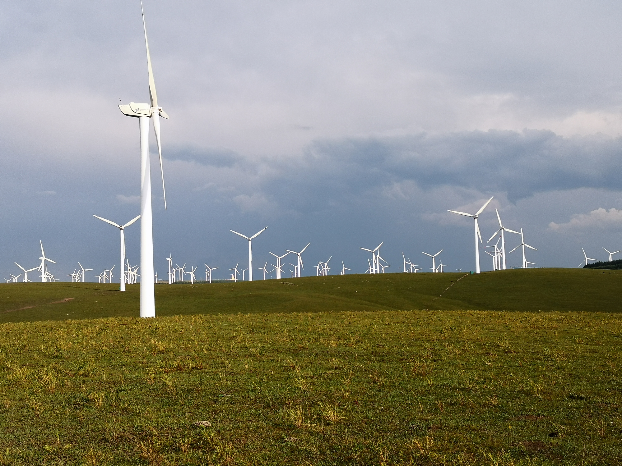 乌兰布统和红松洼哪个更值得去,辽宁乌兰布统草原旅游
