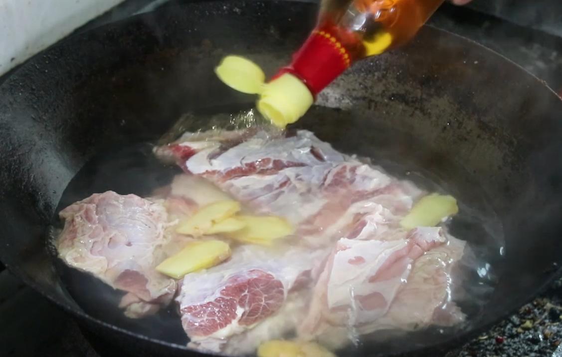 潘哥做菜视频烧牛肉,潘哥炒牛肉又嫩又好吃